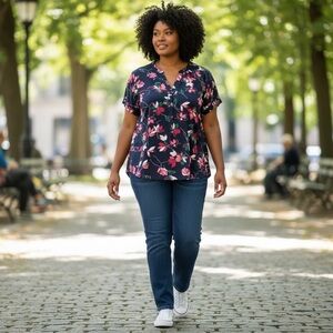 Floral V-Neck‎ Women's Top